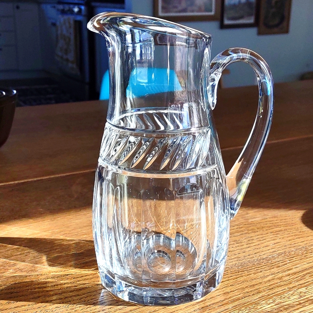 Atlantis Crystal Pitcher Rare Pattern